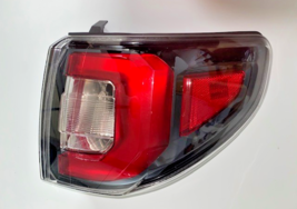 2013-2017 NEW GENUINE GMC ACADIA REAR PASSENGER TAIL LAMP, PART NUMBER 8... - $882.30 CAD