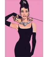 Audrey Hepburn Poster Pink Cat On Shoulders Dress - $825.30 MXN