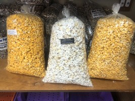 Holiday Cheese popcorn lovers mix - $65.00