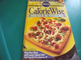 Pillsbury CalorieWise Meals &amp; Snacks Classic Cookbook circa 1992 - £4.79 GBP