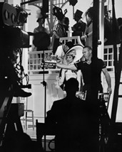 My Fair Lady Audrey Hepburn George Cukor Filming Scene On Set 16X20 Canvas Gicle - £55.05 GBP