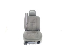 Nice Gray Right Seat Manual OEM 2003 2004 2005 2006 Chevrolet Silverado 15009... - $297.00
