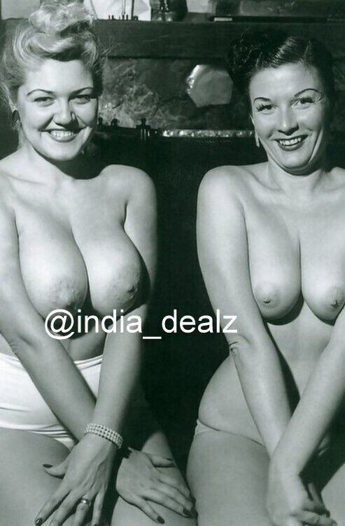 Foto Desnuda Fotografía En Blanco Y Negro Desnuda Retro Tetona Mujer Mod... - $7.12+