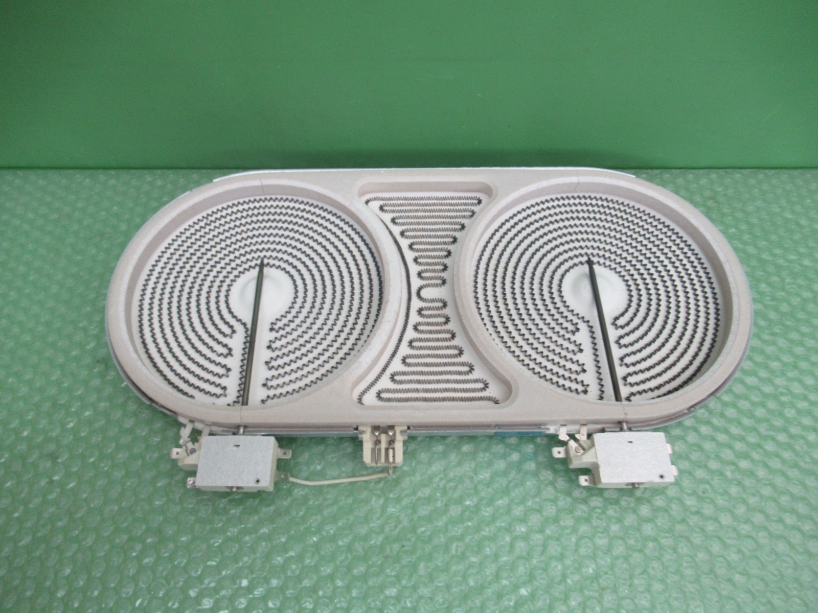 WB30T10046 WB23K5061, WB30T10036 GE RANGE OVEN BRIDGE HEATING ELEMENT - $63.70