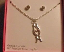 Avon MOM necklace and earring set in box new silvertone - £7.99 GBP