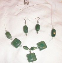 necklace and earring set green stones handmade - $9.00