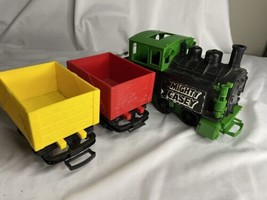Vintage Remco Mighty Casey Toy Train &amp; Cars Untested - $29.70