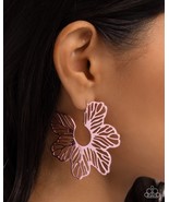 Floral Fame - Pink - $110.04 MXN