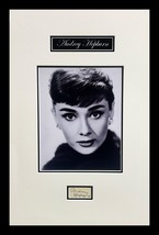 Audrey Hepburn Autograph Cut Museum Framed Ready to Display - $12,899.48 MXN
