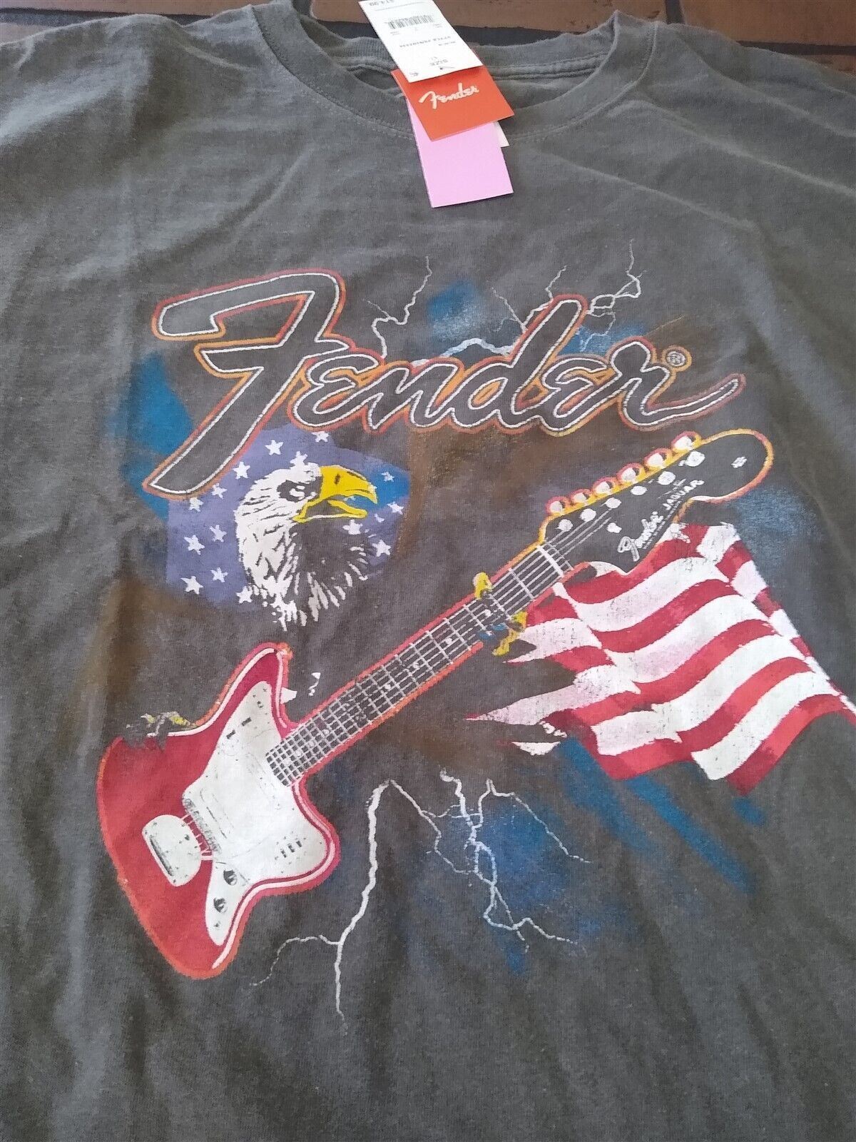 FENDER GUITAR-Distressed Logo/Flag/Eagle Men'S T-shirt ~Never Worn~ S M L XL 2XL - £34.19 GBP - £34.60 GBP