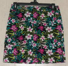 NEW  WOMENS Christopher &amp; Banks BLACK W/ BRIGHT FLORAL PRINT SKORT  SIZE 4 - £22.19 GBP