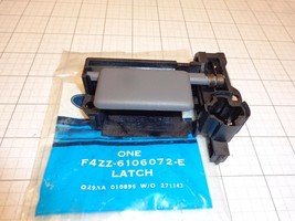 FORD NOS F4ZZ-6106072-E Glove Box Latch Asy For Many 94-04 Mustang - $29.97