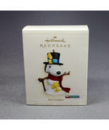 Hallmark 2006 Joe Coolest Snoopy  Peanuts Ornament Woodstock Snowman NRFP - $310.93 MXN