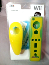 Nintendo Wii Glove Kit Changes Colors Switch  N Carry NEW old stock 2007 - £7.74 GBP