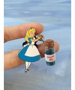 Disney Alice in Wonderland Pin. Tea Party Theme. Rare item. NEW - €13,02 EUR