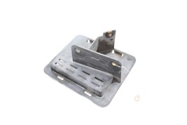 06-10 SILVERADO SIERRA 2500HD 3500HD 6.6L DIESEL ECU MOUNT BRACKET E4114 image 2