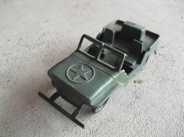 Vintage 1970s Plastic Army Jeep LOOK - $255.41 MXN