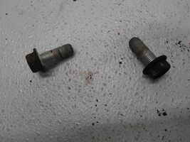 2016 Nissan Versa Caliper Bolts Front - €25,92 EUR