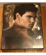 New Moon 1000 Piece Jigsaw puzzle Jacob - 20730 - $12.00