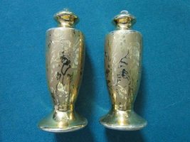 Stouffer Pair Gold Encrusted Shakers 4 1/2&quot; - £27.75 GBP