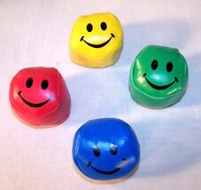 4 PC VINYL SMILE FACE FOOT KICK SACKS sporting balls kicking ball game s... - $6.82