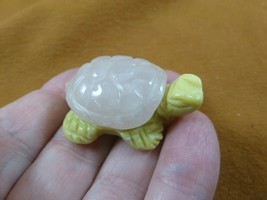 Y-TUR-LAT-582) Pink + Yellow 2 Piece Tortoise Turtle Carving Figurine Gemstone - £11.00 GBP