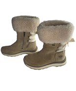 UGG 1095140 Women’s Waterproof Shearling Boots, Size 5.5, Tan - £62.19 GBP