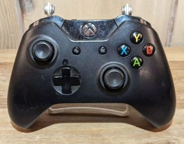 Microsoft Xbox One Black Wireless Controller, Model - 1697, OEM, Authentic - £17.57 GBP