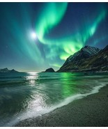 BEAUTIFUL NORTHERN LIGHTS AURORA BOREALIS  8X10 Glossy Photo - $8.99