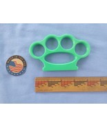 ABS (hardhat plastic) Knuckles for a good throat punch One size Green - $93.78 MXN