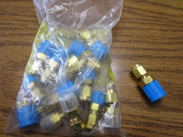 Bag of 17 New Parker PMI PC-1/4 Fittings - $40.29