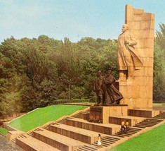 1986 Russian Kiev Postcard Cold War October Socialist Revolution Monumen... - £19.31 GBP