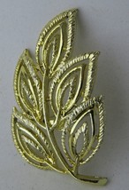 Gerrys Brooch Pin Gold Tone 2.5&quot; Leaf Signed Vintage - $11.40