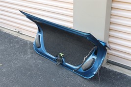 2009-2010 Toyota Corolla S Trunk Lid W/ Spoiler & Taillights image 10