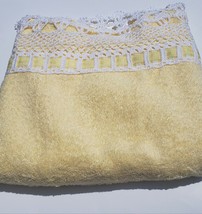 Crochet Yellow Eddie Bauer Towel 28&quot; x 51&quot; Decor - £13.45 GBP