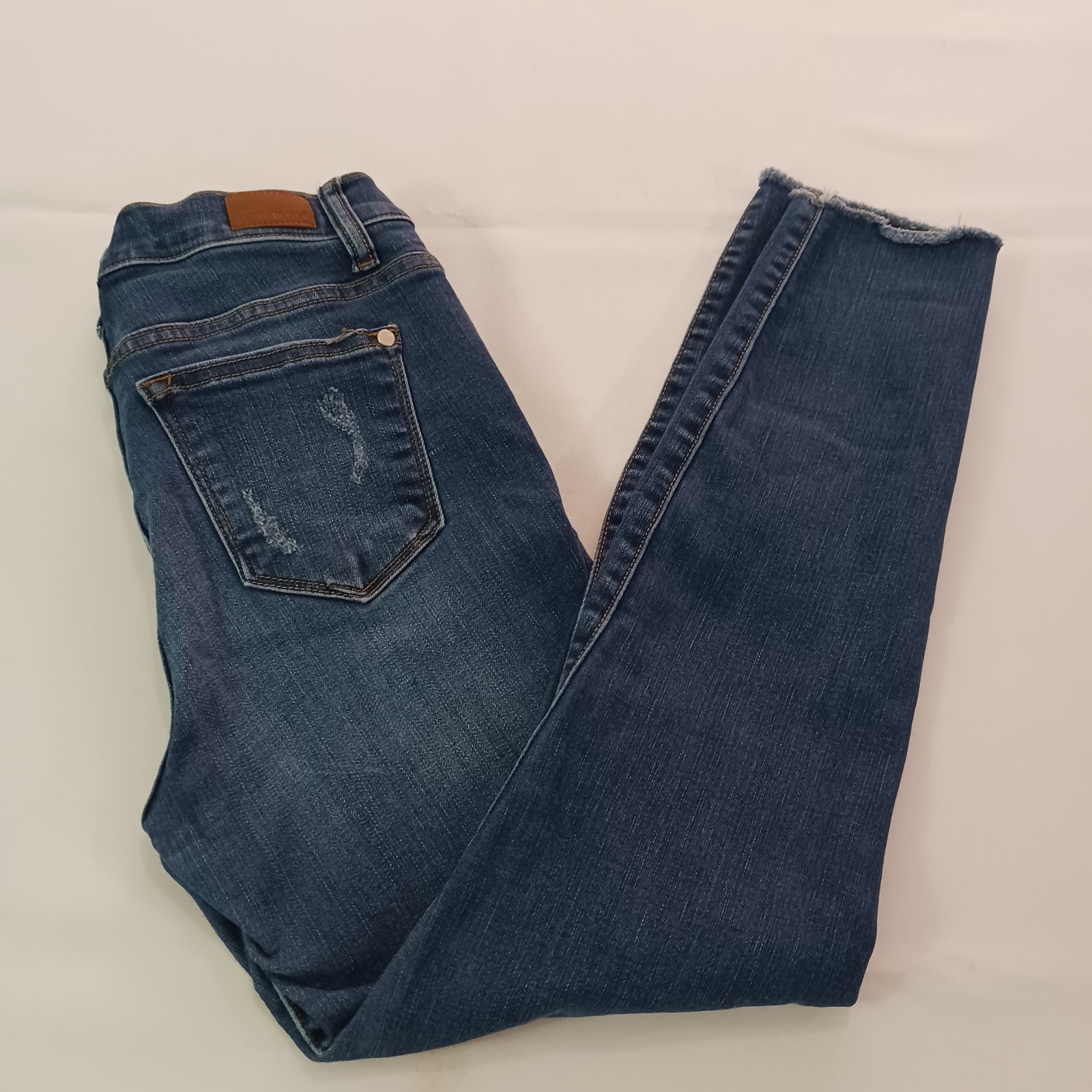 Judy Blue JB8276DK Women's Blue Cotton Blend Distressed Jeans Size 7/28 (29×29) Item image 2