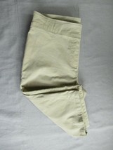 Orvis shorts  walking  Bermuda city  Size 4  beige  11&quot; inseam cotton blend - $15.63