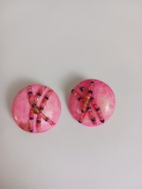 Vintage Round Pink Beaded Design Pierced Earrings 1&quot; - $134.70 MXN