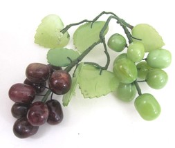 Carved Stone Grape Cluster Vine Green and Red Fruit Jade Leaves Kitchen Decor - £35.10 GBP