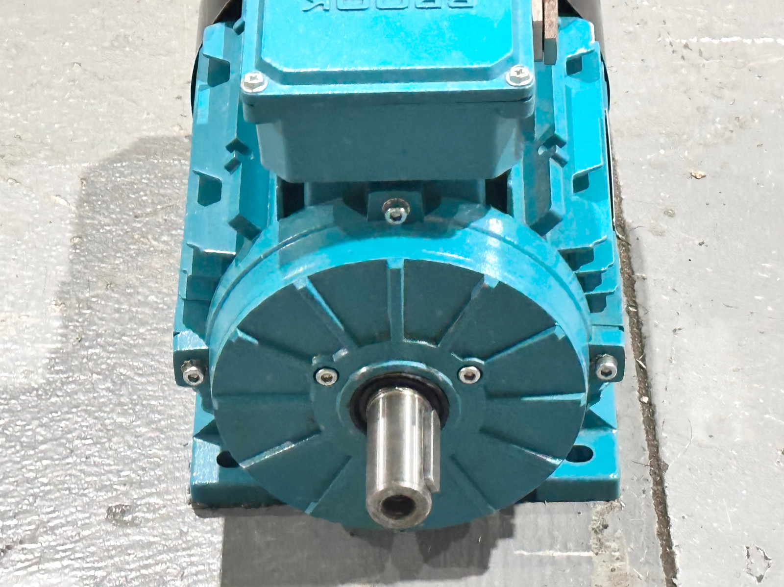 Brook Crompton PA2M003-3 PB III AC Motor, 3HP Frame Size 90  Item image 4