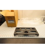 Ford LC5Z-17A385-AA Front License Plate Holder Bracket Lincoln - $724.09 MXN