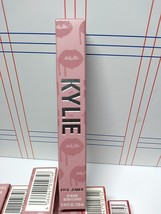 Kylie Jenner LIP BLUSH, 0.10 FL OZ / 3.0mL NIB CHOSE SHADE - $257.10 MXN