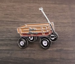 Ruth&#39;s Stitchery Colorado Springs Hat Lapel Pin - Wagon - £9.27 GBP