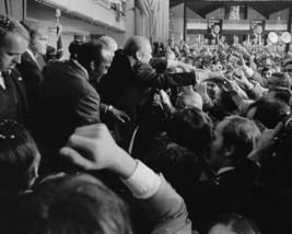 President Gerald Ford shakes hands with supporters in Philadelphia Photo Print - £7.03 GBP+