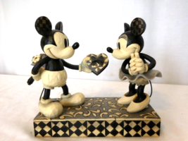 Disney Traditions Jim Shore Black n White Mickey &amp; Minnie Mouse Disney Showcase - $34.65