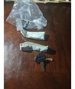 General RV Keys Set Per Pictures Enclosed With Screws-Brand New-SHIPS N ... - $738.47 MXN