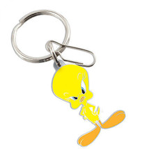 Looney Tunes Tweety Bird Sass Enamel Keychain Yellow - £10.16 GBP