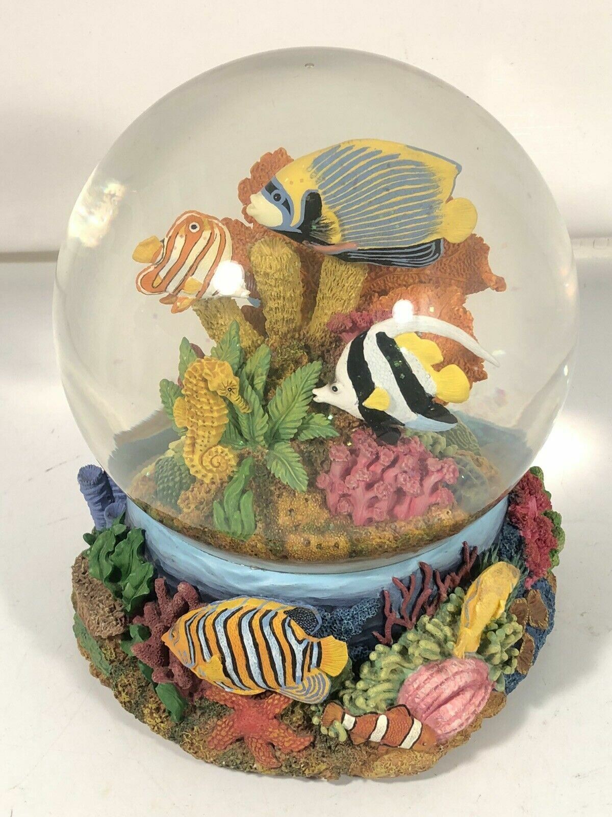 San Francisco Music Box Company Tropical Fish NGS Aquarium Snow Ball Display-... - £56.53 GBP