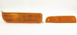 Right Set Of Both Amber Lamps Has Scuff On Lens OEM 97 98 99 00 01 Jeep ... - $13.11