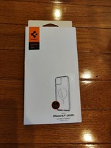 New - Spigen iPhone 15 Plus Case Ultra Hybrid (MagFit) Clear/White ACS06660 - £14.74 GBP